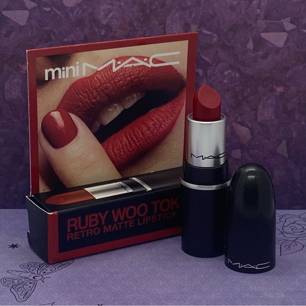 MAC Retro Matte - Ruby Woo Tokyo Lipstick